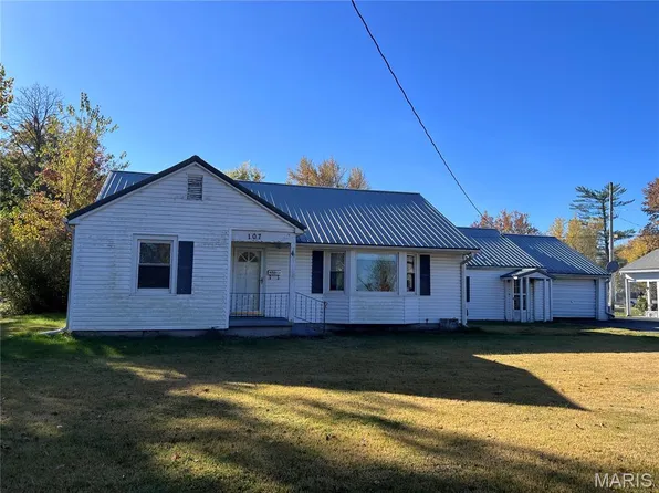 107 W Abbott St, Monroe City, MO 63456