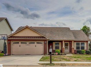 104 Redstem Dr, Simpsonville, SC 29681