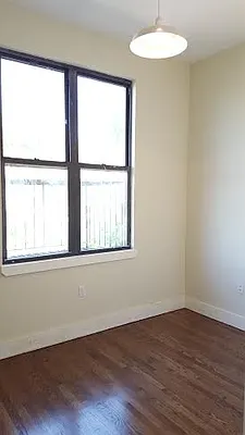 Rented by Regal Management | media 26