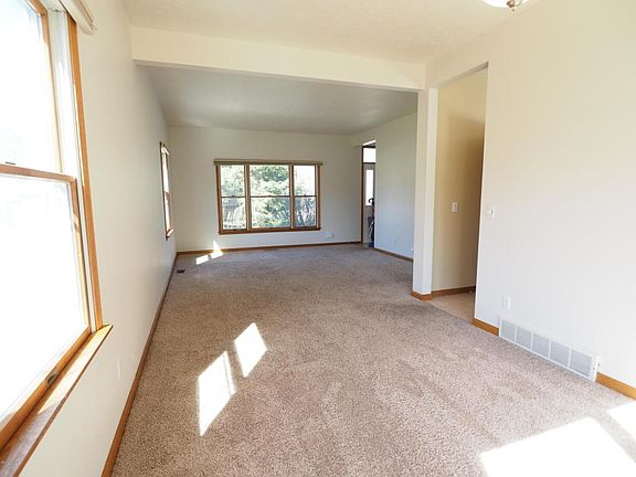 5th image of 6964 Wintergreen Dr