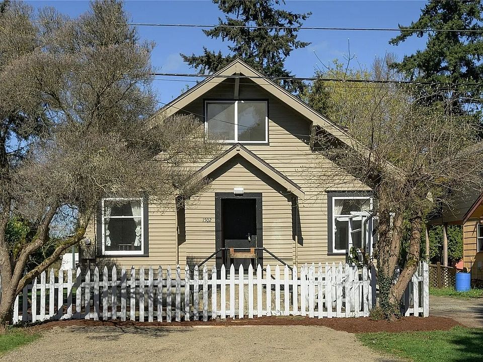 1st image of 1502 E Maplewood Ave