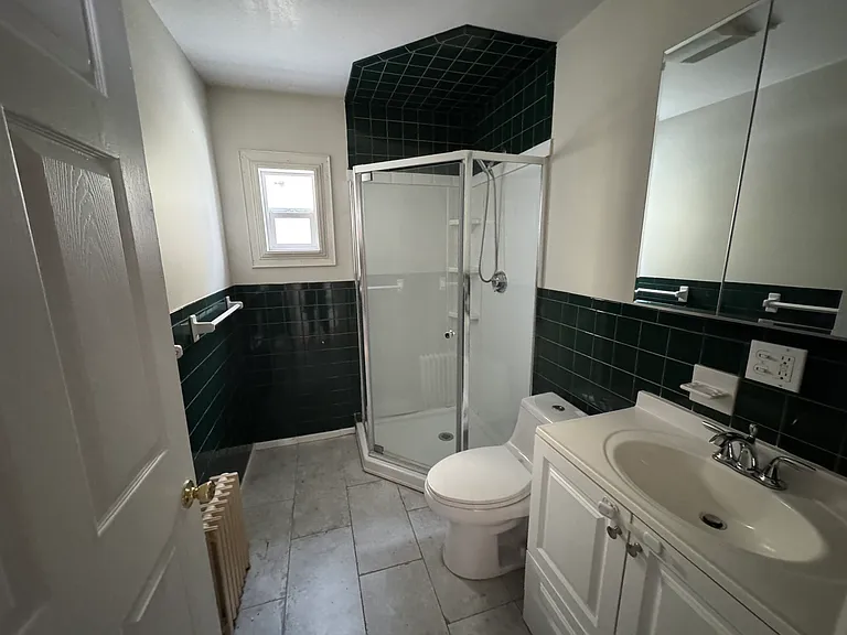 77 Boyd St #1 — Photo 4