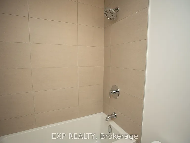 35 Parliament St #917 — Photo 7