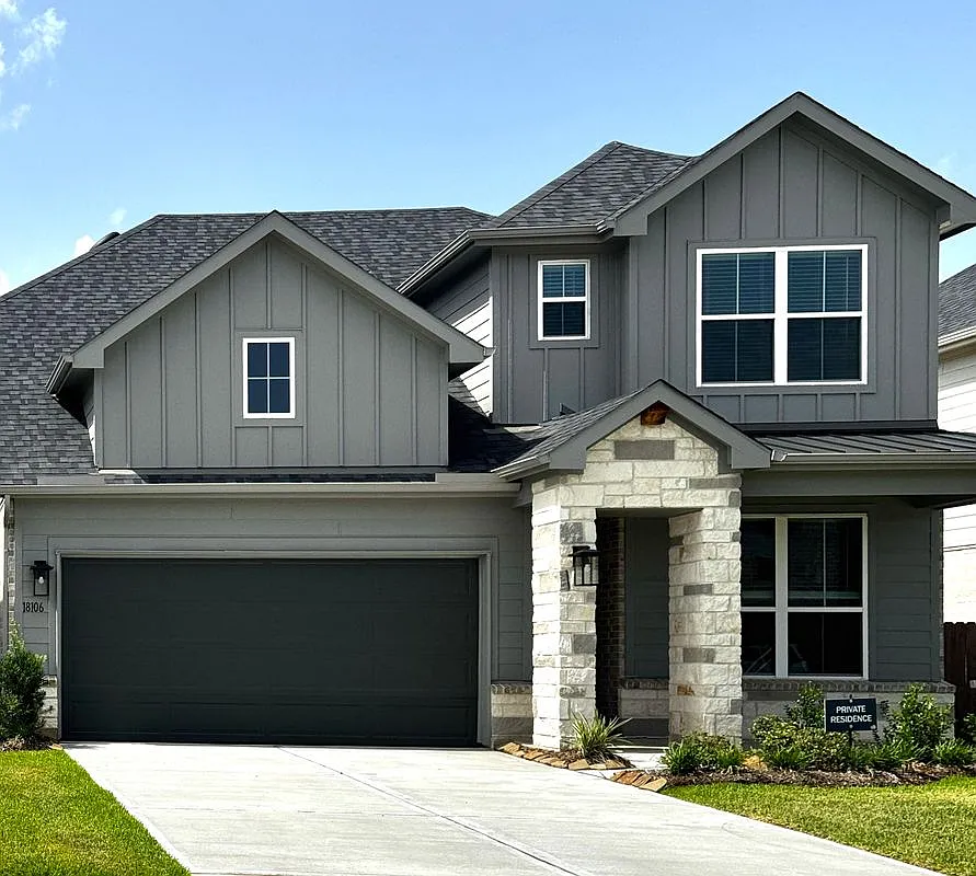 4 bed, 2.5 bath, 2317 sqft, $3,290 — Photo 1