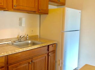 10510 Cinnamon Dr APT F, Saint Louis, MO 63114