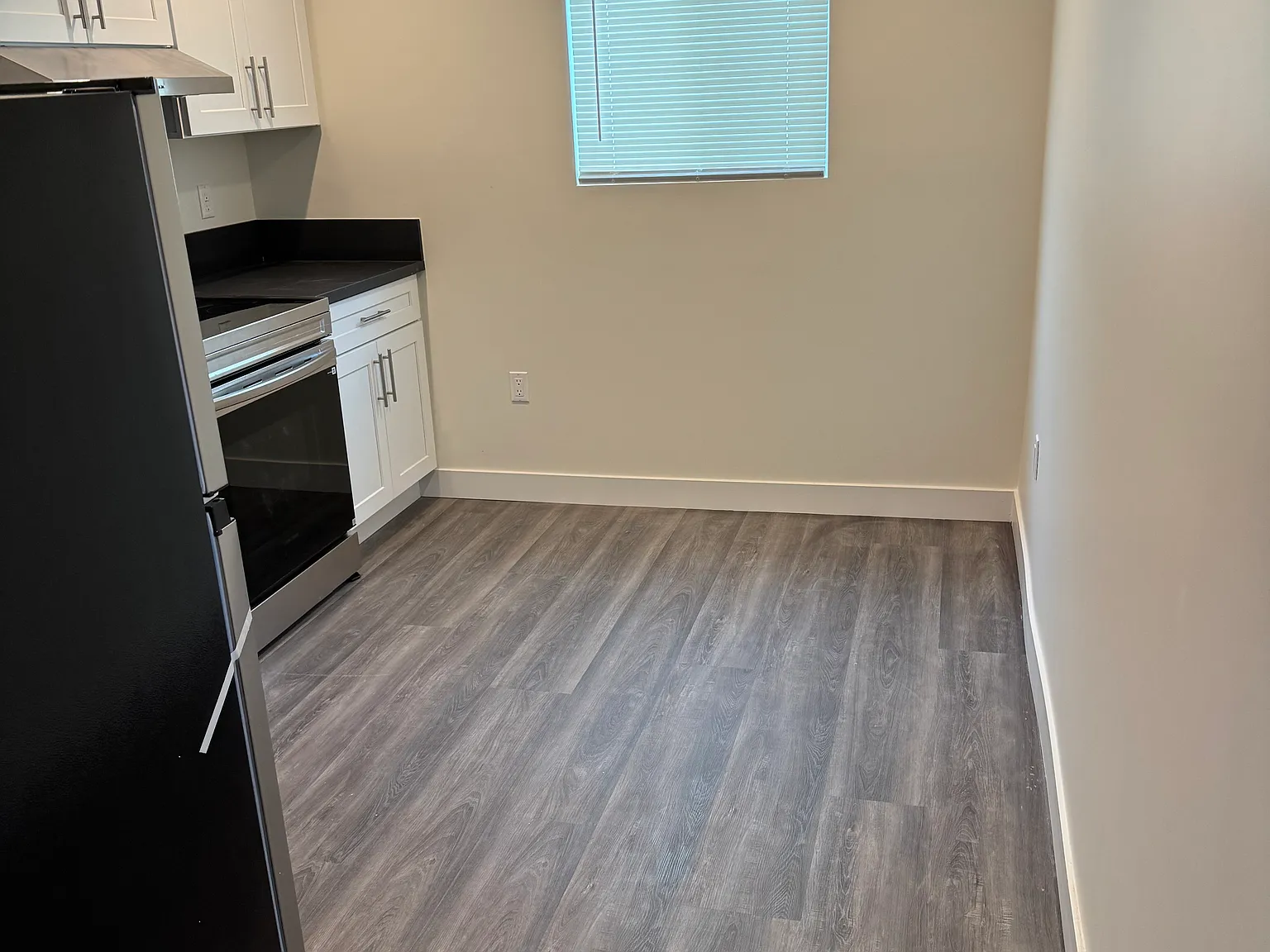 Studio, 208 sqft, $1,650 — Photo 3