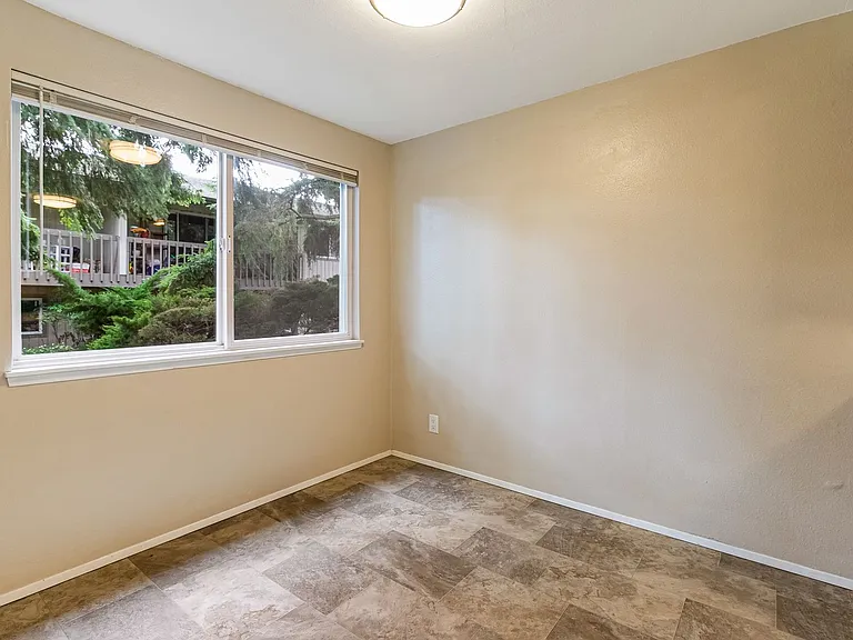 2000 Mill Ave — Photo 14