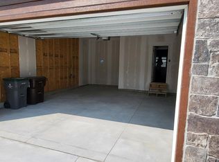 5036 W Amarillo Dr, Lincoln, NE 68528