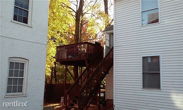 2nd floor has a lg.private deck