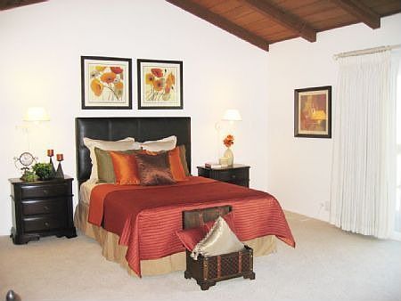 Master Bedroom, Vaulted Ceiling