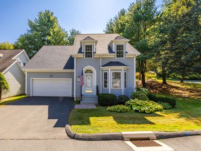27 Brettonwood Drive #27, Simsbury, CT, 06070