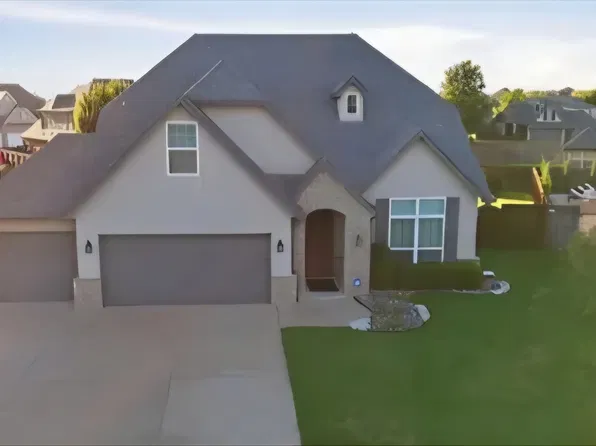 229 W 128th Pl S, Jenks, OK 74037