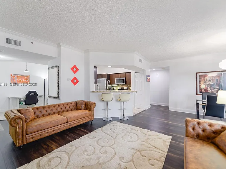 3245 NE 184th St #13101 — Photo 7