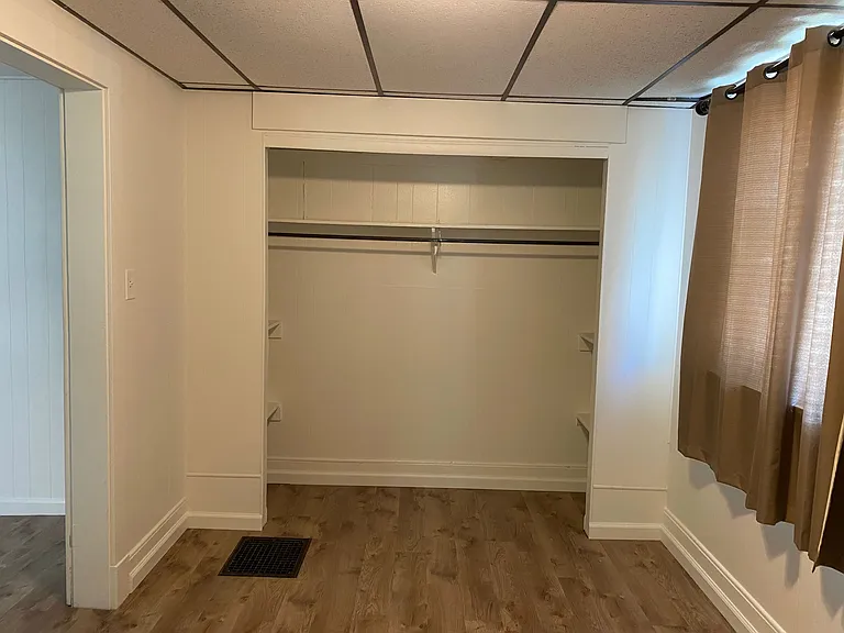 100 Kathleen St #1 — Photo 24