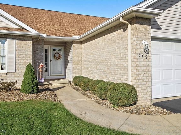 2nd image of 825 Auburn Hills Dr Unit B