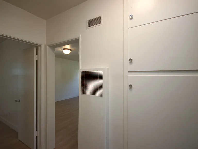 1245 Del Rey Ave — Photo 18