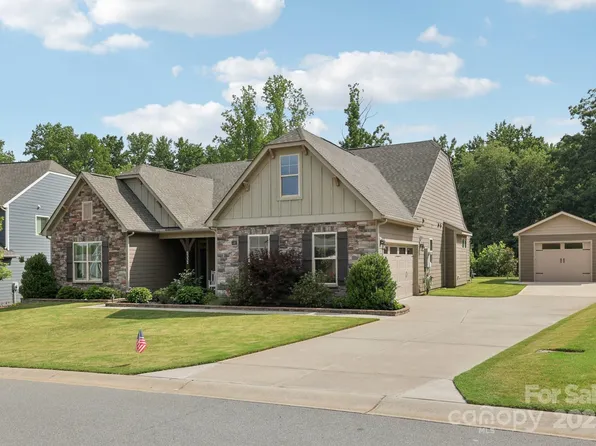 5332 Pembrey Dr, Denver, NC 28037