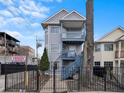2215 S Sawyer Ave, Chicago, IL, 60623