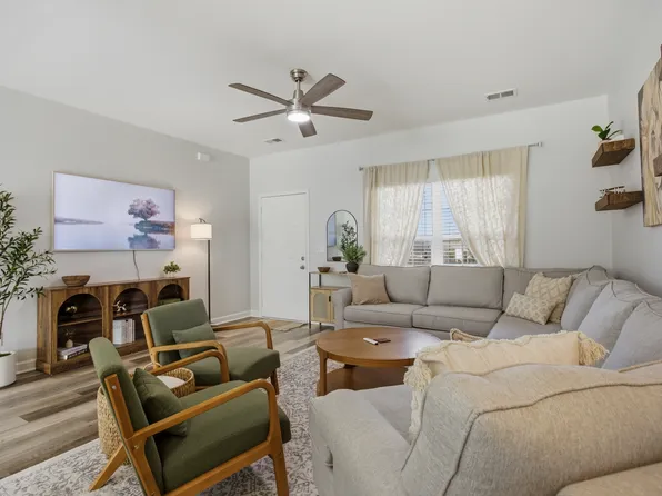 (undisclosed Address), Columbia, TN 38401