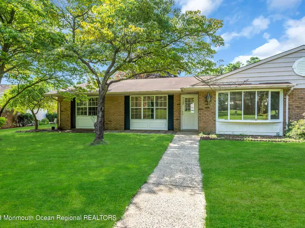 7A Gramercy Lane, Manchester, NJ 08759
