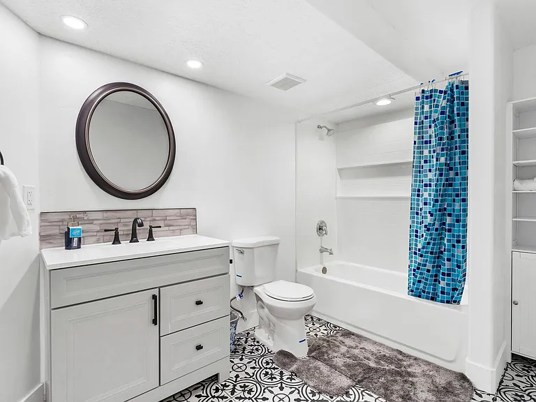 1622 N 3950 W — Photo 15