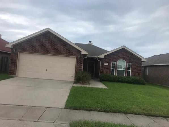1102 Meadowbrook Dr, Portland, TX 78374