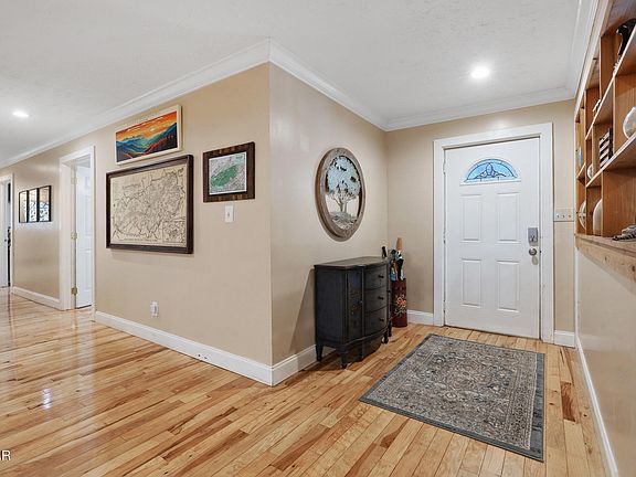 12th image of this home