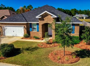 200 Canopy Cv, Freeport, FL 32439