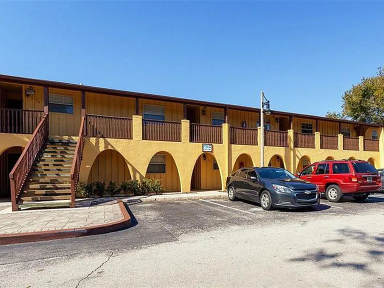Outside view of La costa Brava - building 730