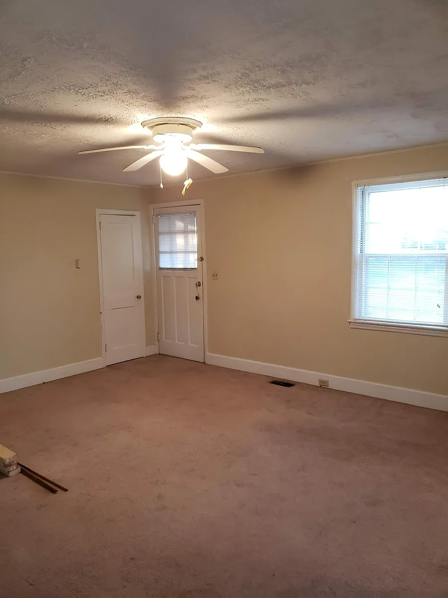 Building Photo - 1307 Poston Cir