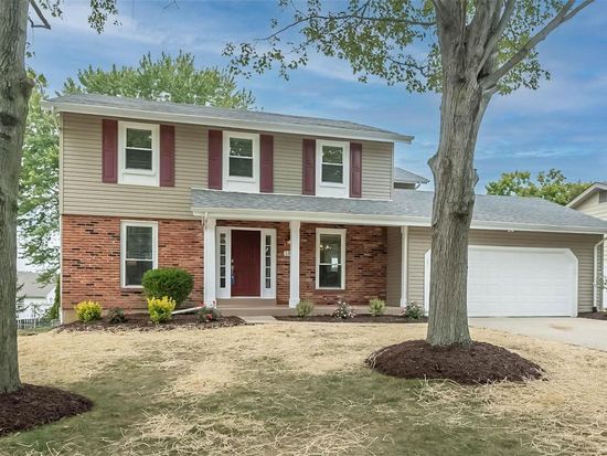 1371 Brandywine Ln, Saint Peters, MO 63376