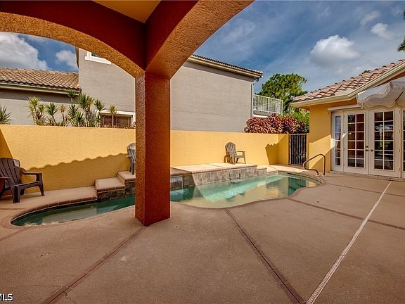 3rd image of 7533 Key Deer Ct
