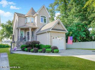 287 Ellis St, Staten Island, NY 10307