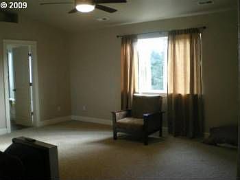 4th image of 15405 NE 102nd St