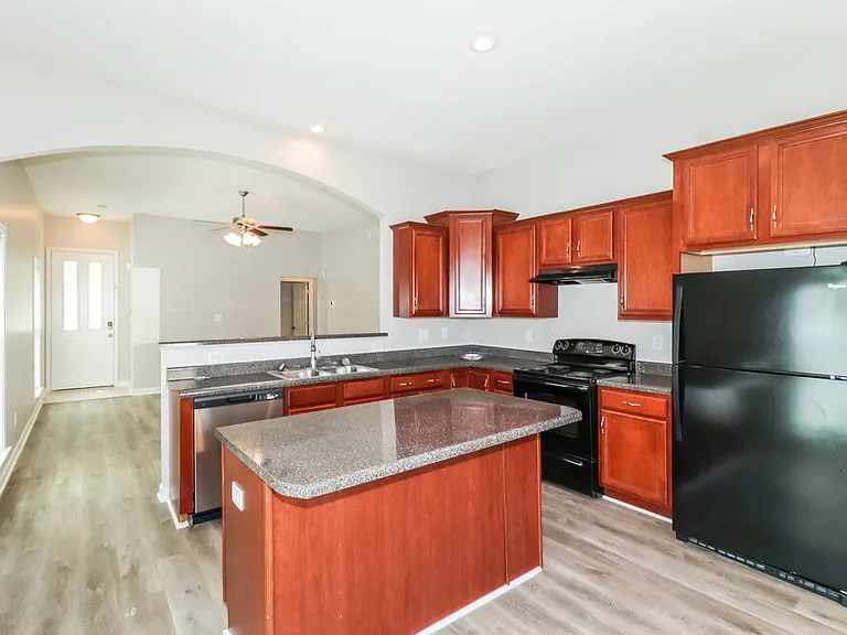 1260 Whitten Rd — Photo 8