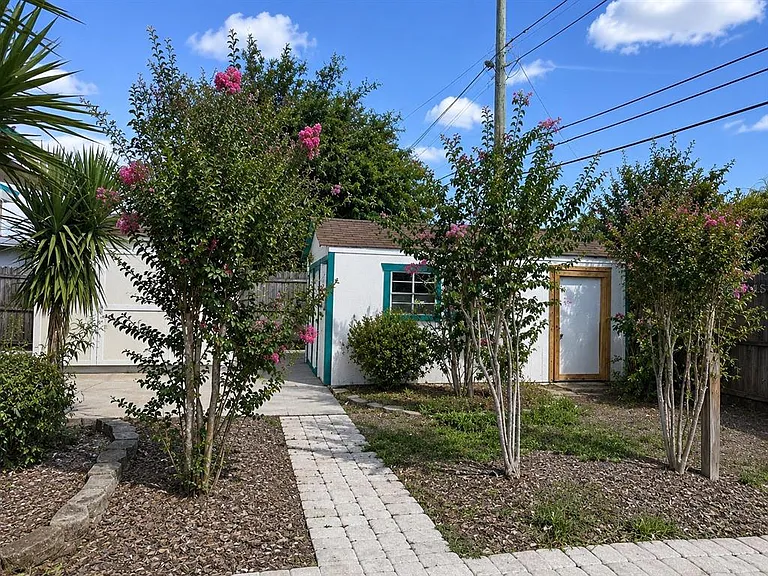 4409 W Trilby Ave — Photo 13