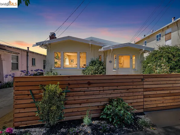 1317 Hopkins St, Berkeley, CA 94702