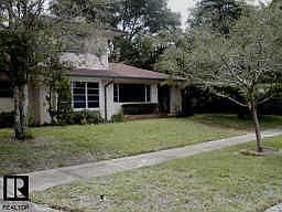 2nd image of 405 Mariva Ave