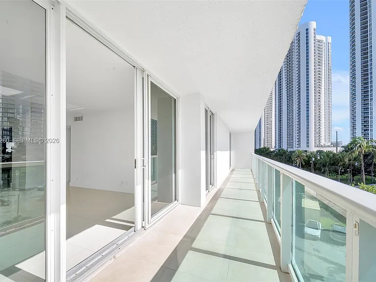 100 Bayview Dr #408 — Photo 10
