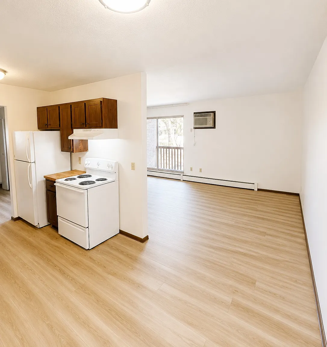 Hazelwood Apartments — Photo 4