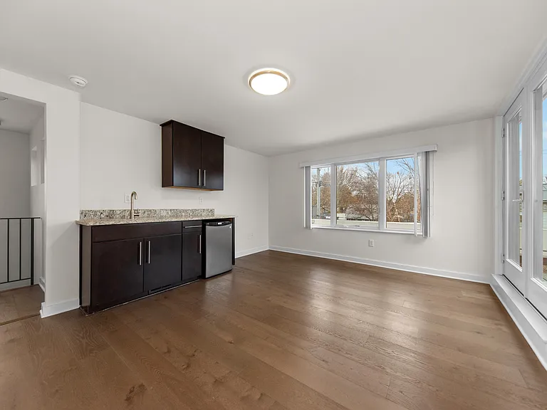 462 W Stadium Blvd #1 — Photo 66