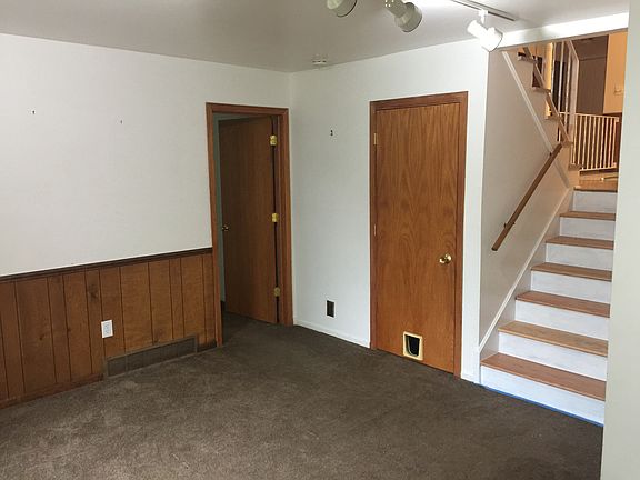2nd image of 5830 Christie Ave SE