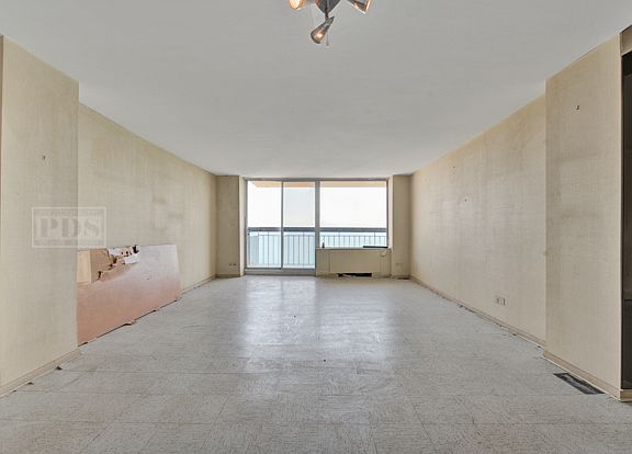 4th image of 5201 S Cornell Ave APT 25C