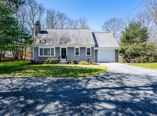 25 Renoir Dr, Osterville, MA 02655