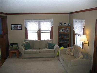 2nd image of 1730 N Park Ave