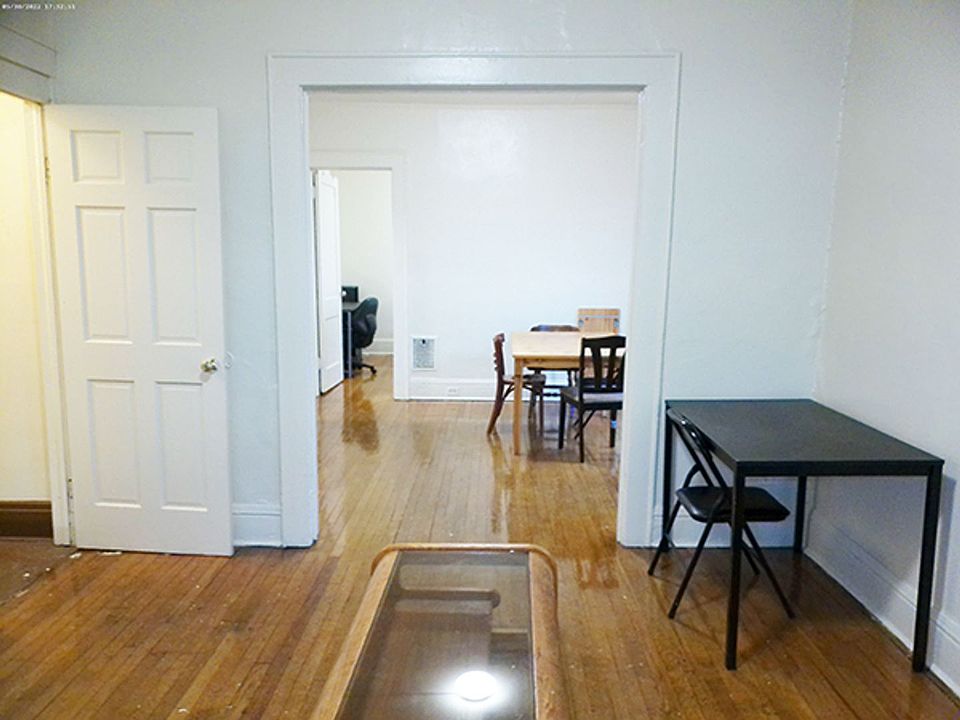 Building Photo 5