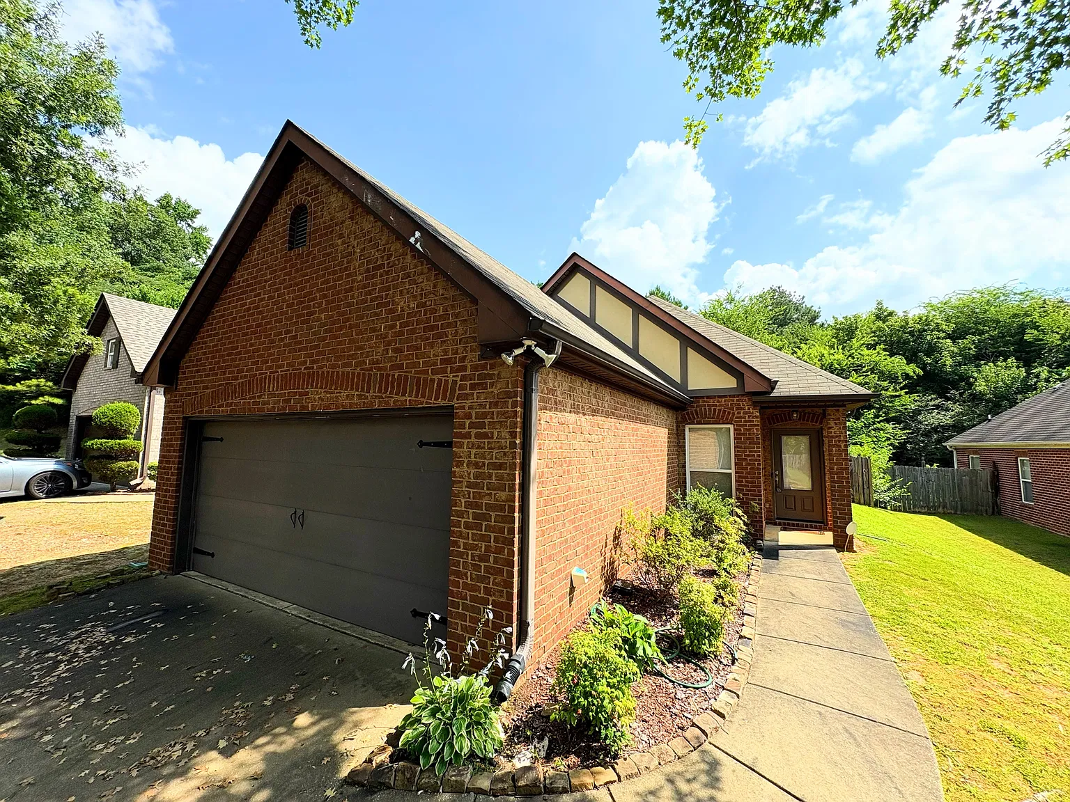 109 Oxmoor Place Circle - 1 — Photo 1