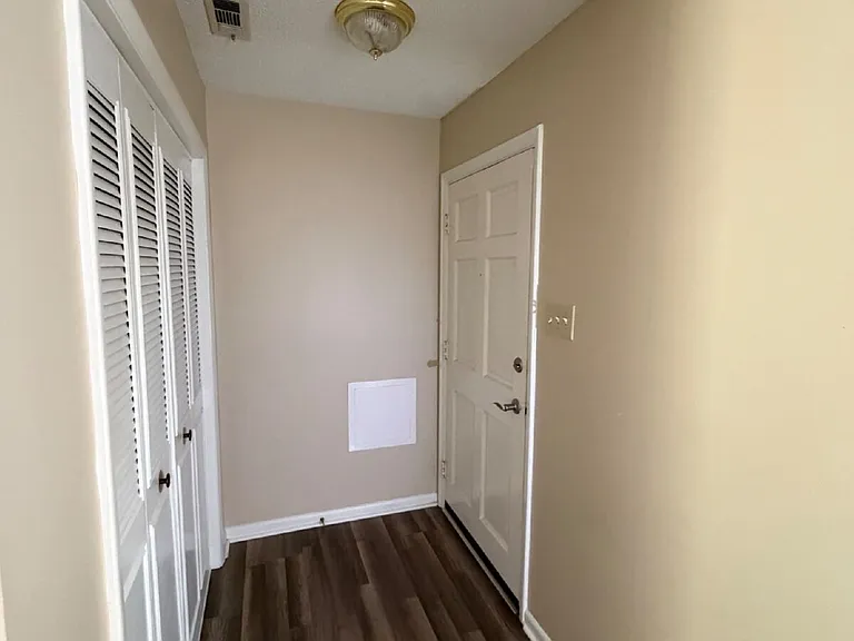 170 Scott Hills Dr #I-1 — Photo 1