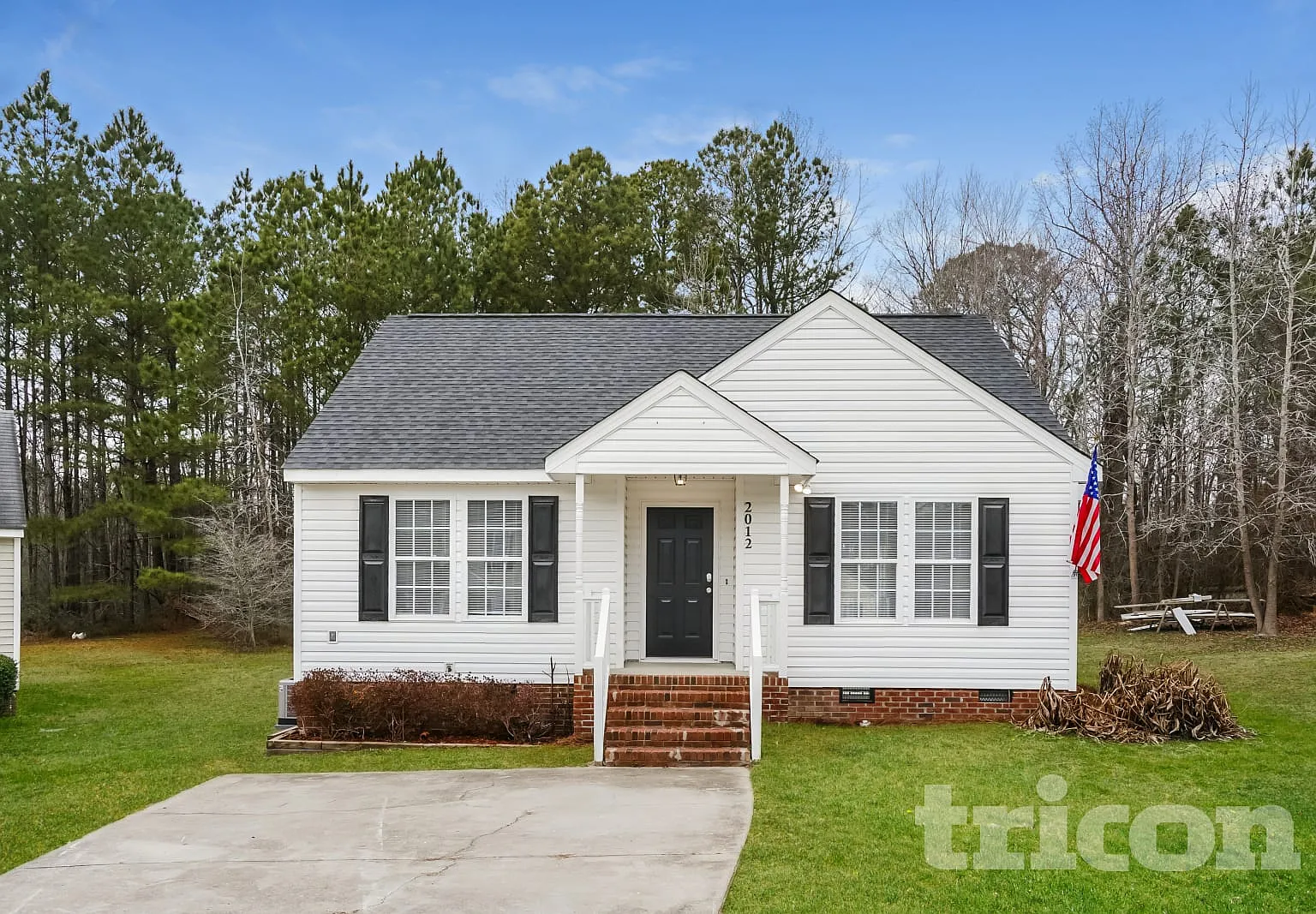 2012 Laurel Leaf Road Zebulon NC — Photo 1
