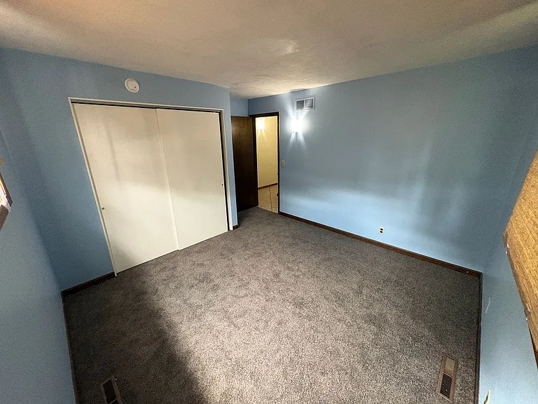1300 Eastridge Dr — Photo 13